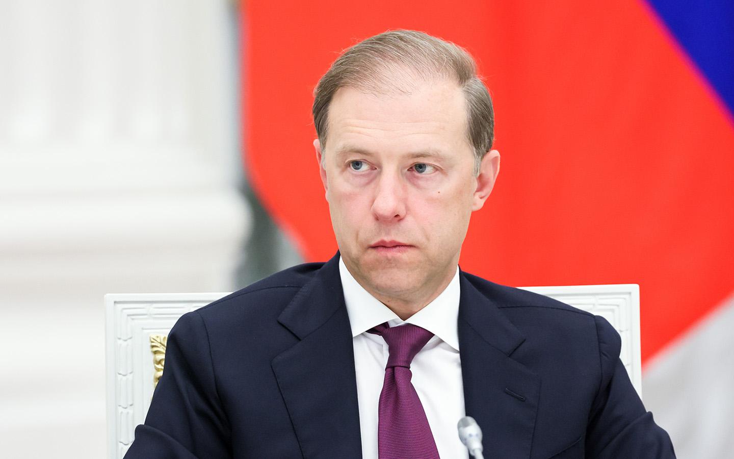 Сколько в России хотят выпустить электрокаров и гибридов. Ответ Мантурова