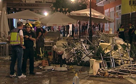 Последствия взрыва в городе Велес-Малага на юге Испании


