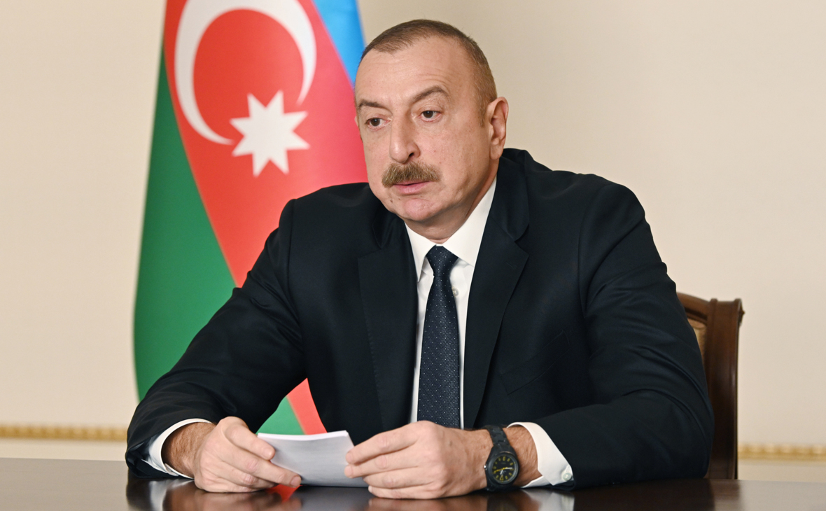 Алиев заявил о необходимости обсудить демилитаризацию границы с Арменией