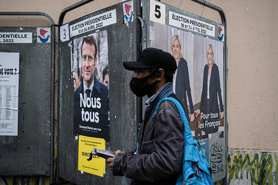 Предвыборные плакаты Макрона и Ле Пен на улицах Парижа. 2022 год
&nbsp;