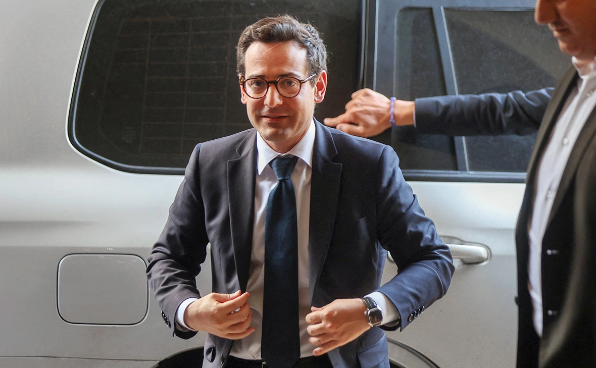 Mohamed Azakir / Reuters