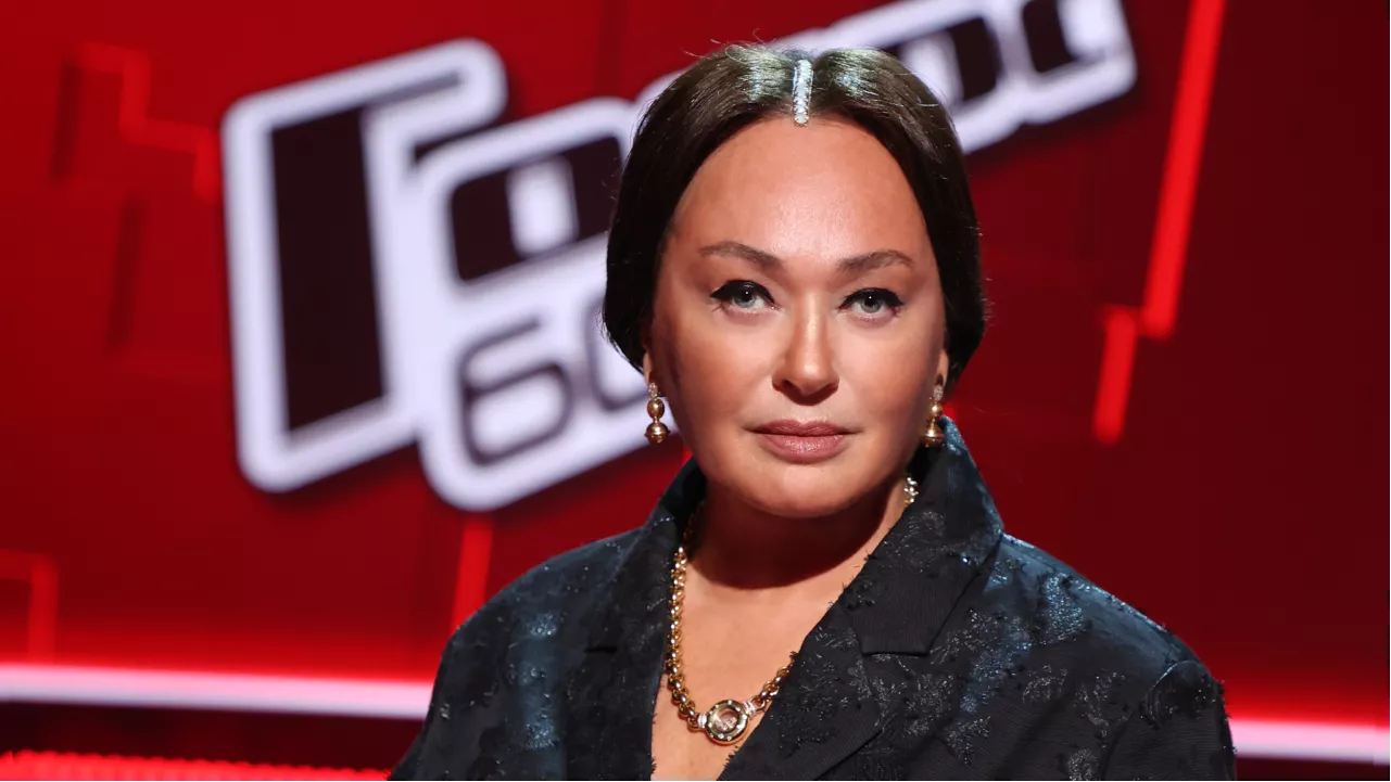 Жігіттің мүшесін қыз қатты жұлып алады