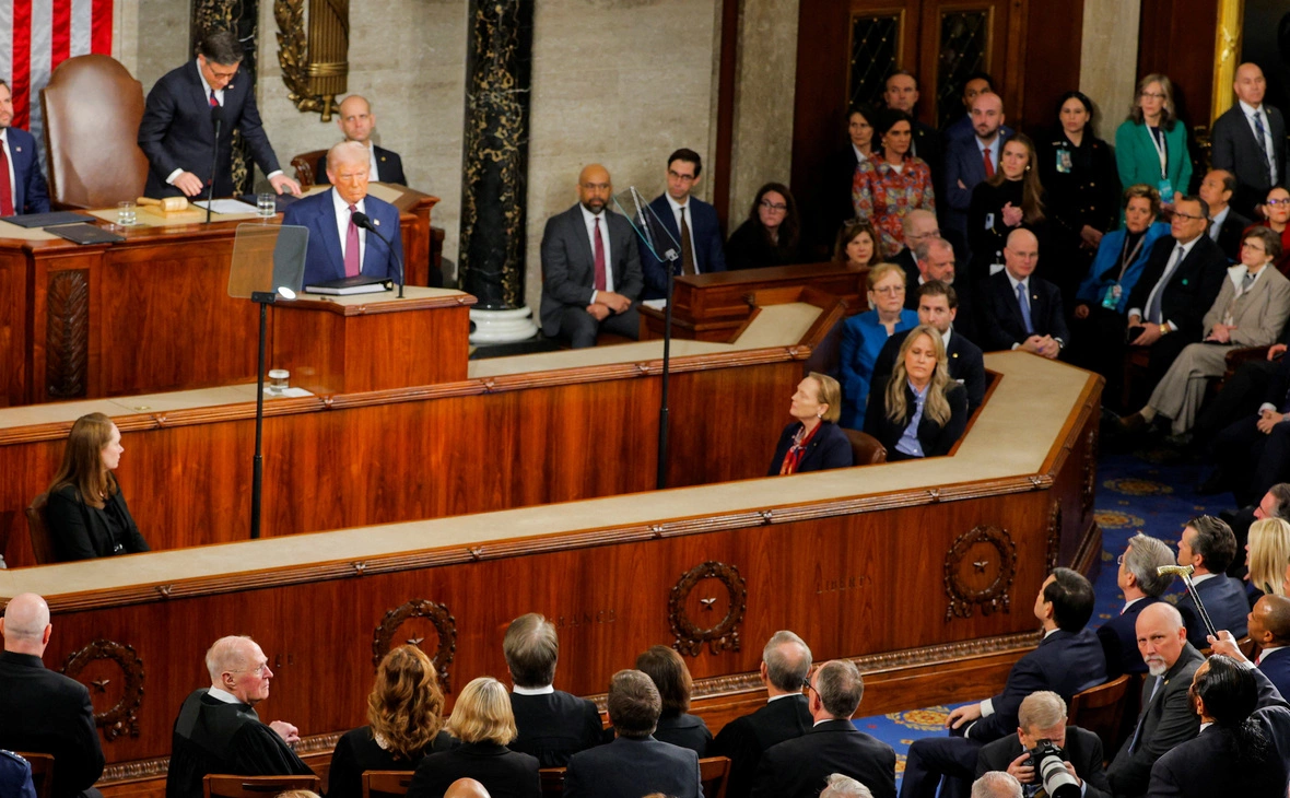 Brian Snyder / Reuters