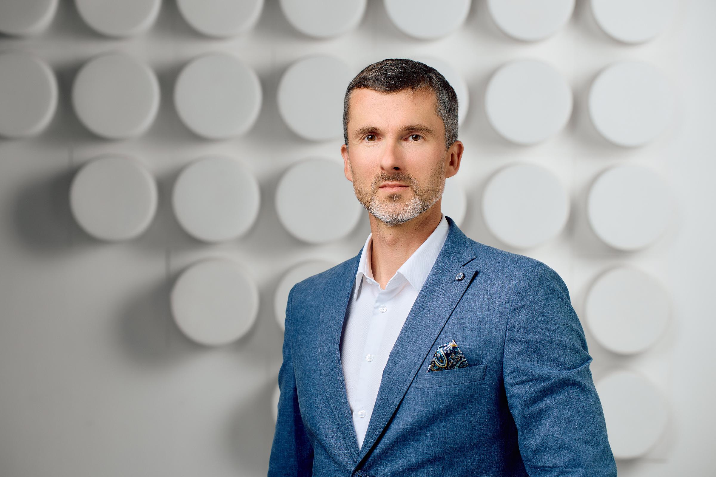 Руслан Сырцов