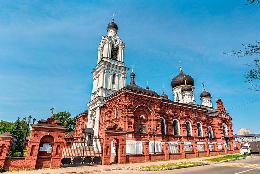 Leonid Andronov / Shutterstock