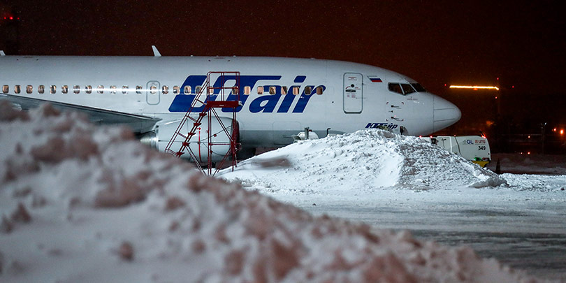 Самолет с Явлинским разгерметизировался по пути из Грозного в Москву