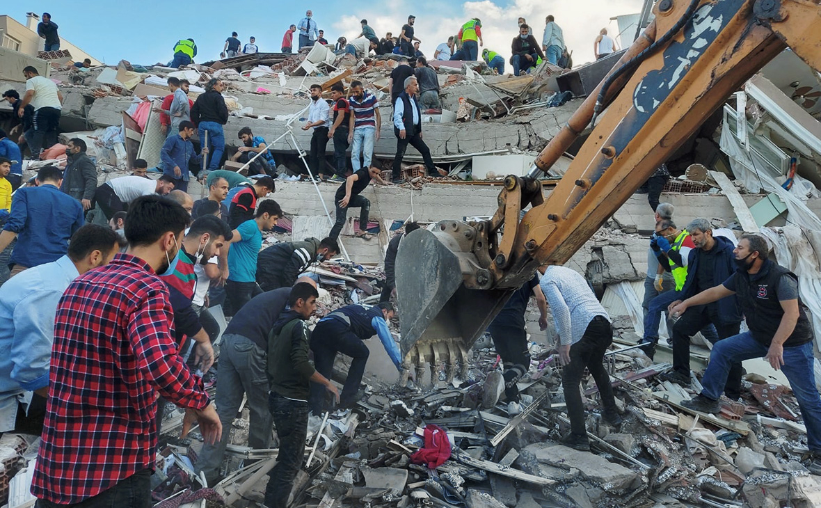 Число пострадавших при землетрясении в Турции превысило 300 человек