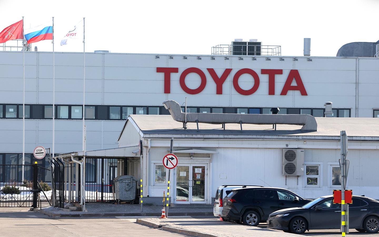 Завод Toyota в России заработал ₽19 млн после закрытия. Как это возможно