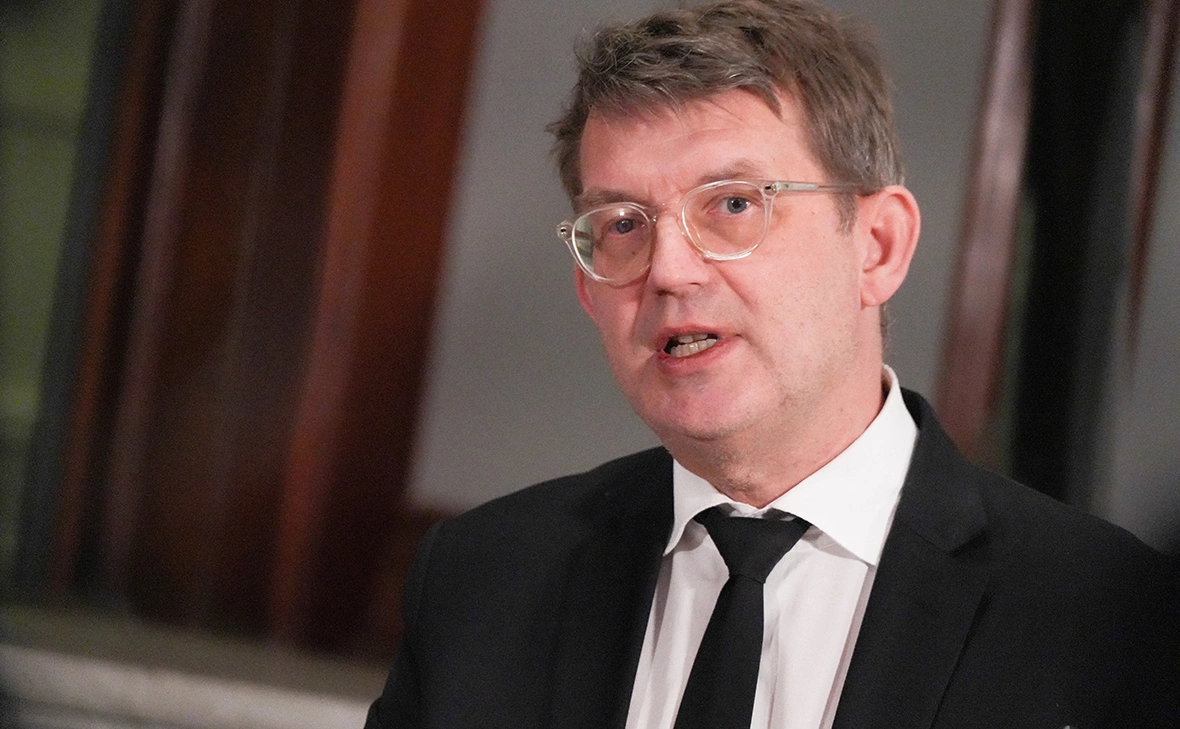 Tom Little / Reuters