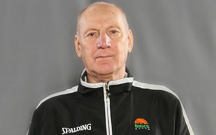 Умер бывший главный тренер баскетбольного УНИКСа Александр Зрядчиков