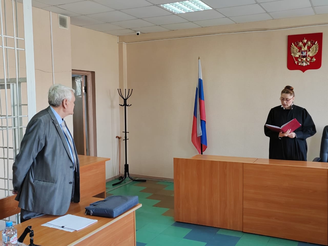 Академик Асеев в суде