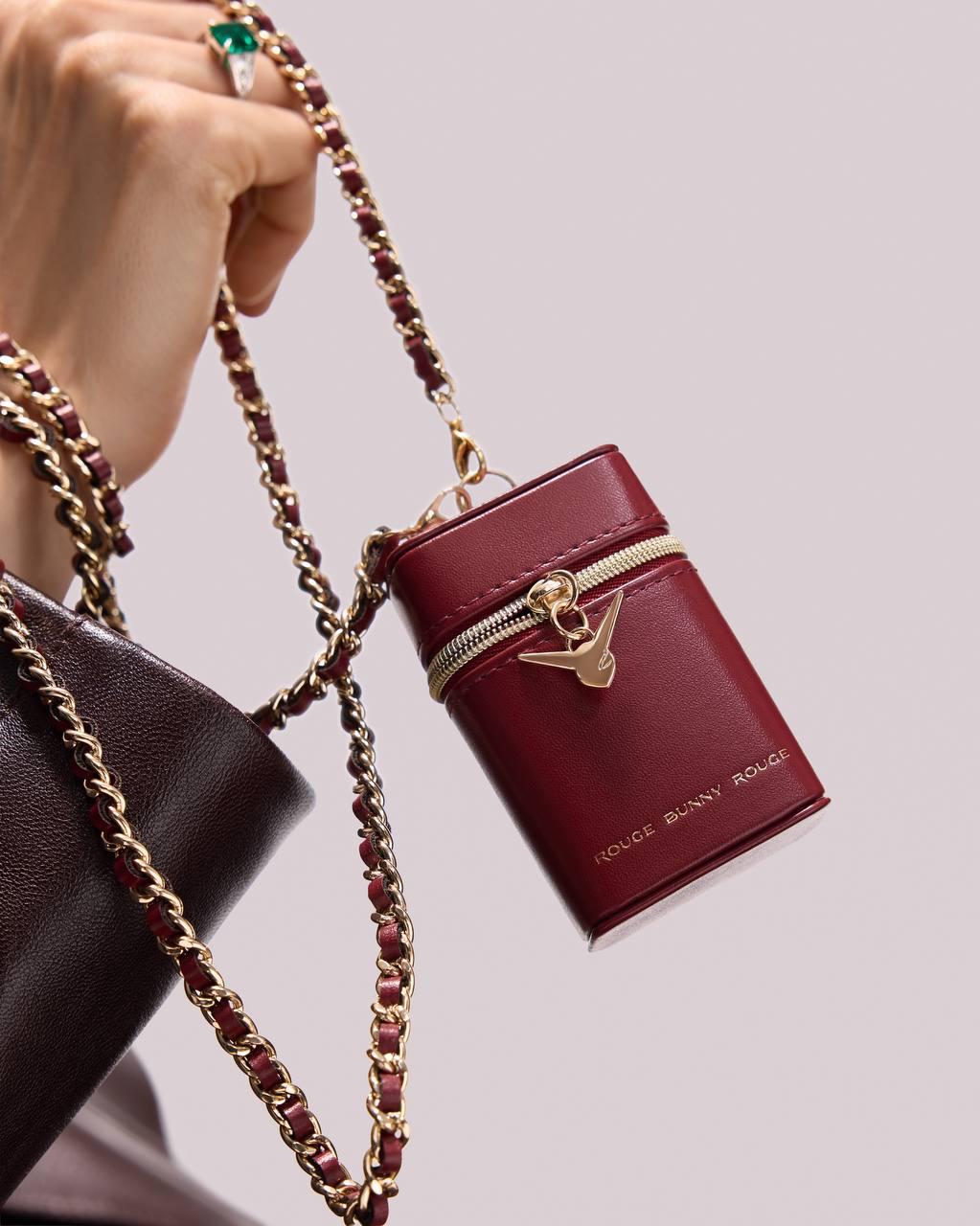 Кейс для помад Squared Dual, Rouge Bunny Rouge, 9990 руб. (&laquo;Золотое яблоко&raquo;)