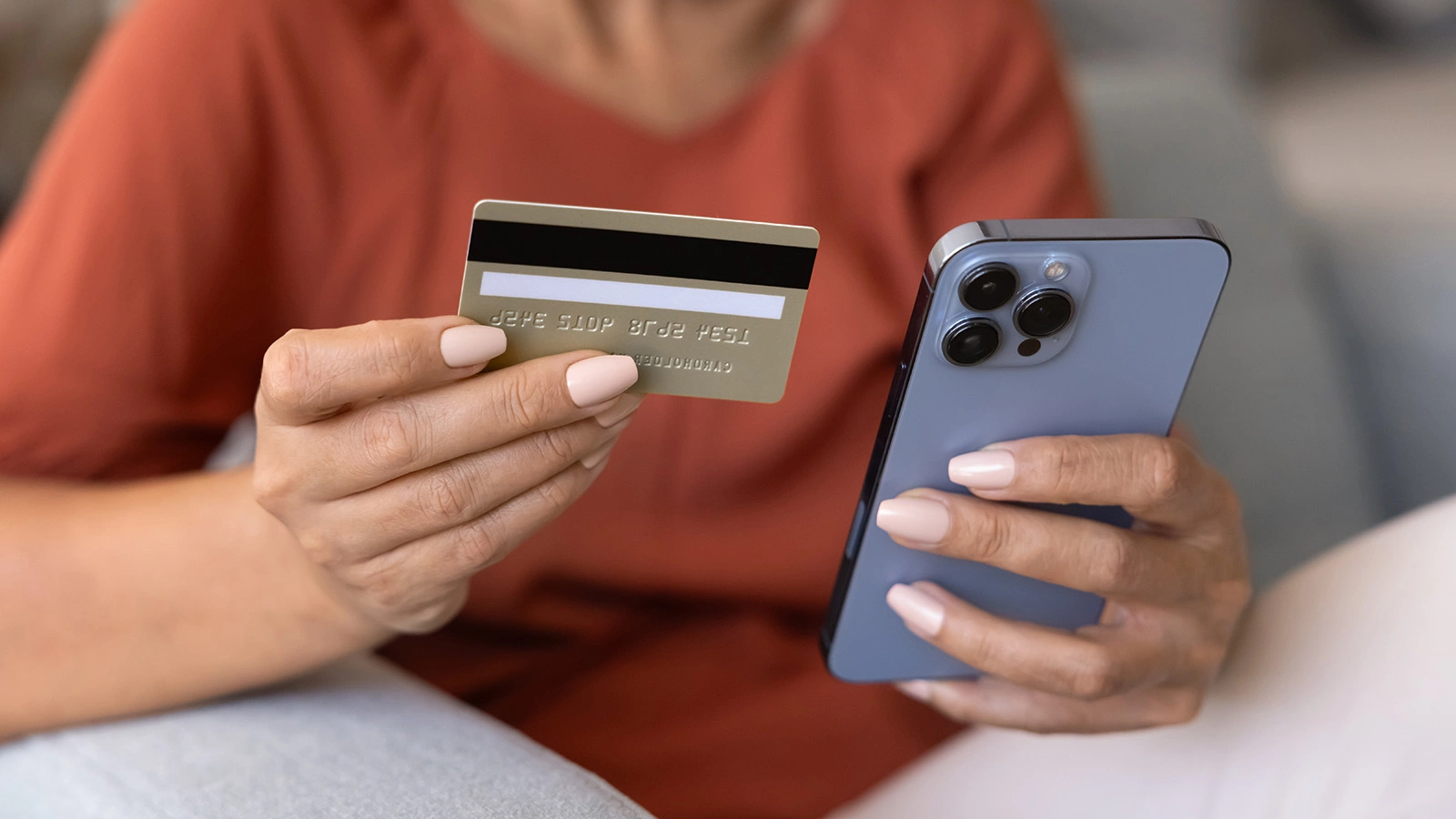 В России изменятся правила перевода денег. Как это будет происходить