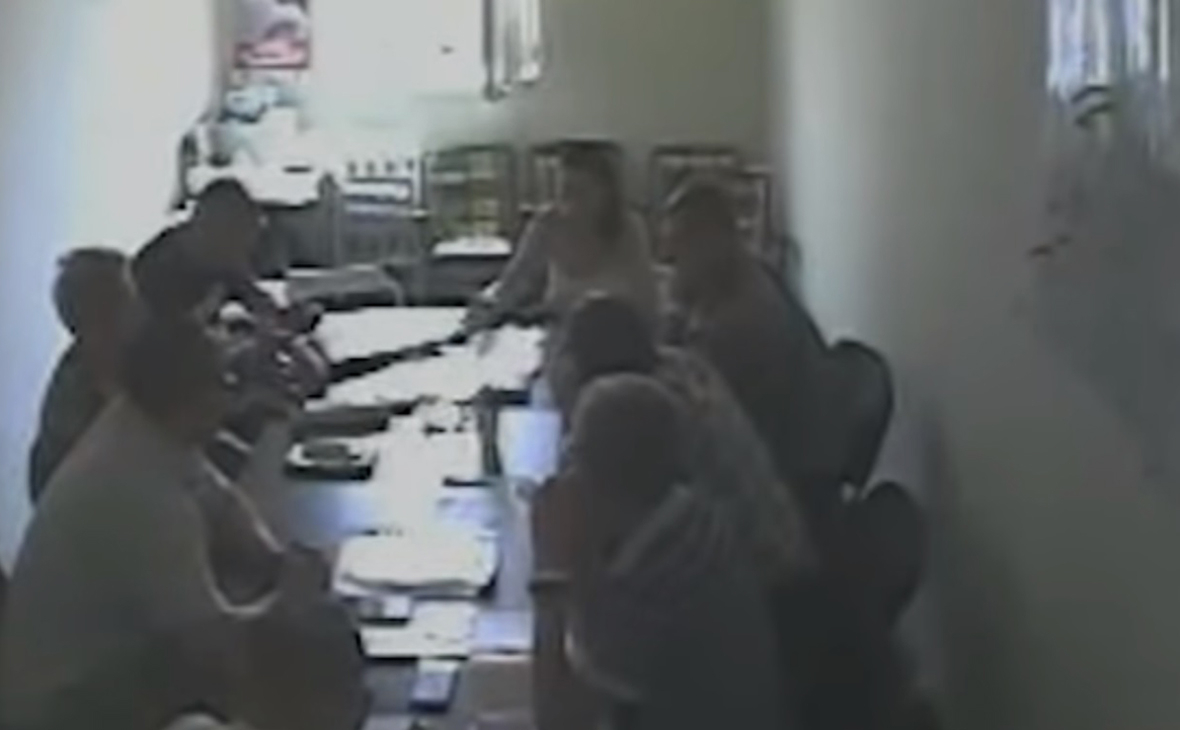 Стоп-кадр из видео белорусского СК &laquo;встреча Светланы Тихановской с доверенными лицами&raquo;