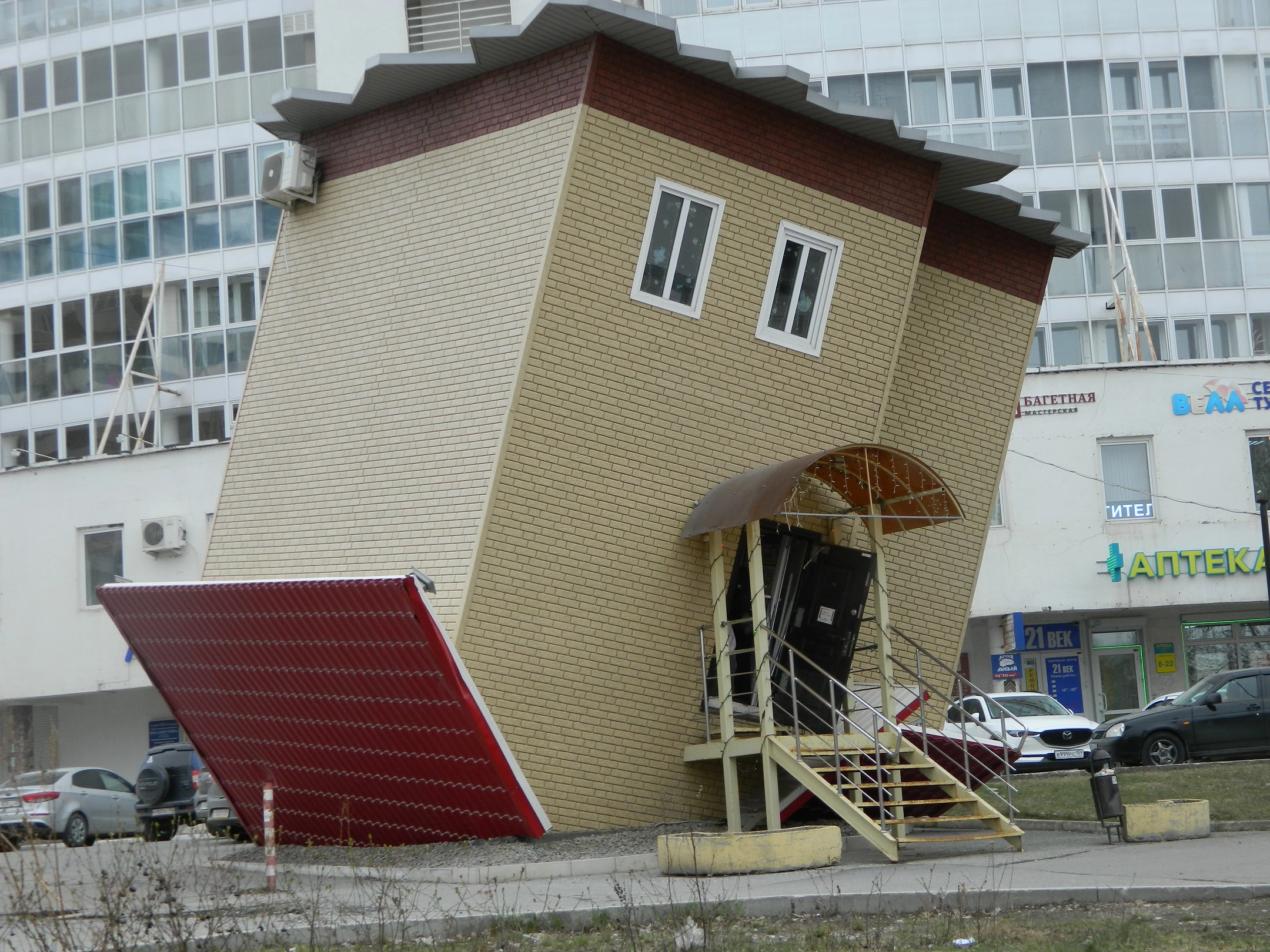 Михаил Лобанов