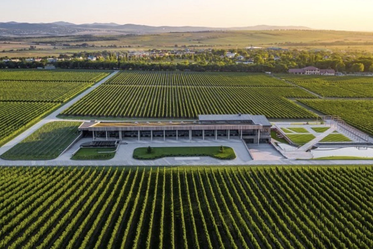 «Имение Сикоры»