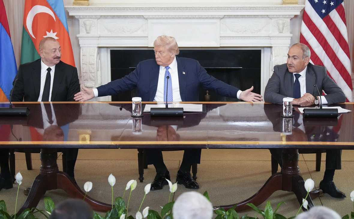 Andrew Harnik / Getty Images