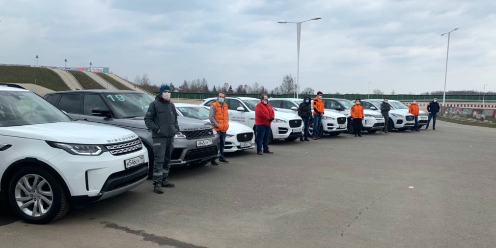 Jaguar Land Rover предоставил автомобили для борьбы с COVID-19 в России
