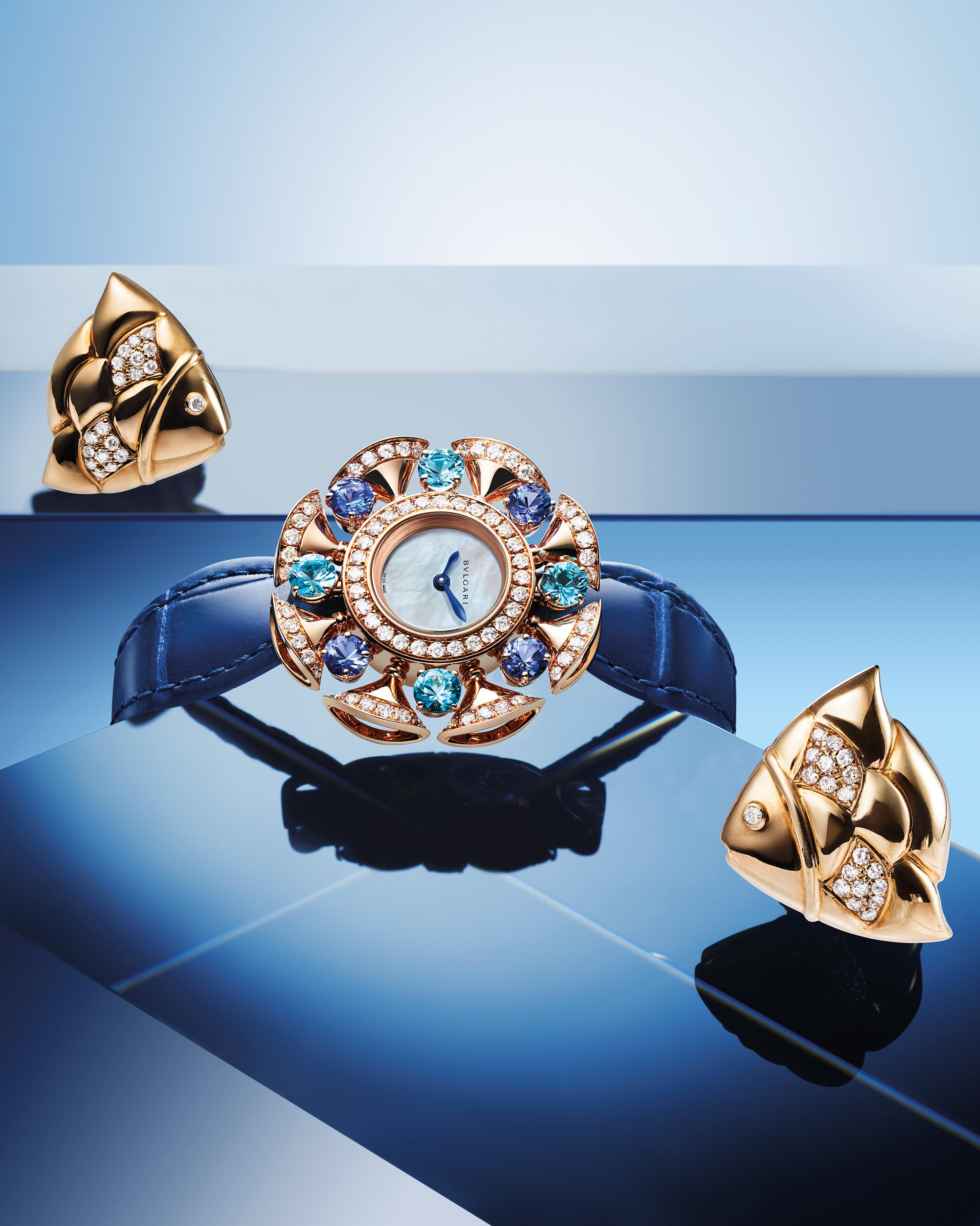 Часы Divas&#39; Dream и cерьги Naturalia Marina начала 1990-х годов из золота с бриллиантами, Bulgari