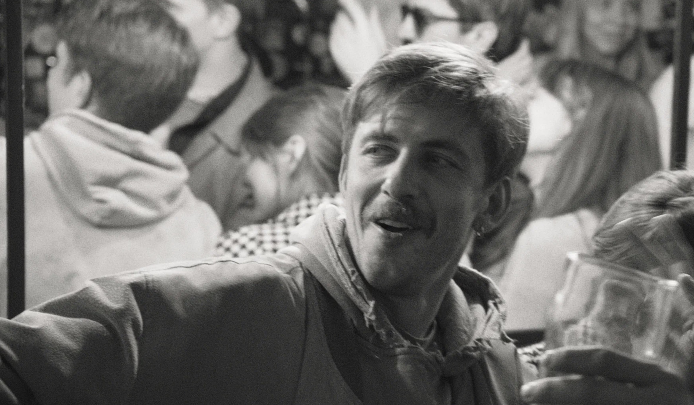 Александр Паль в фильме «Картины дружеских связей»