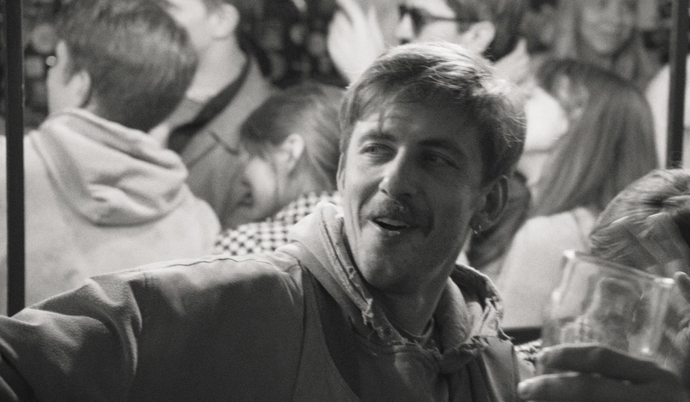 Александр Паль в фильме «Картины дружеских связей»