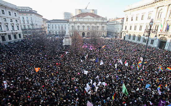 Акция в поддержку однополых гражданских союзов в Милане, Италия