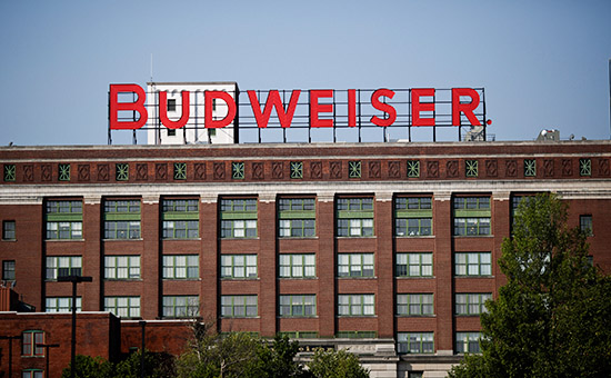 Завод пивоваренной компании Anheuser-Busch InBev&nbsp;​в Сент-Луисе, США


