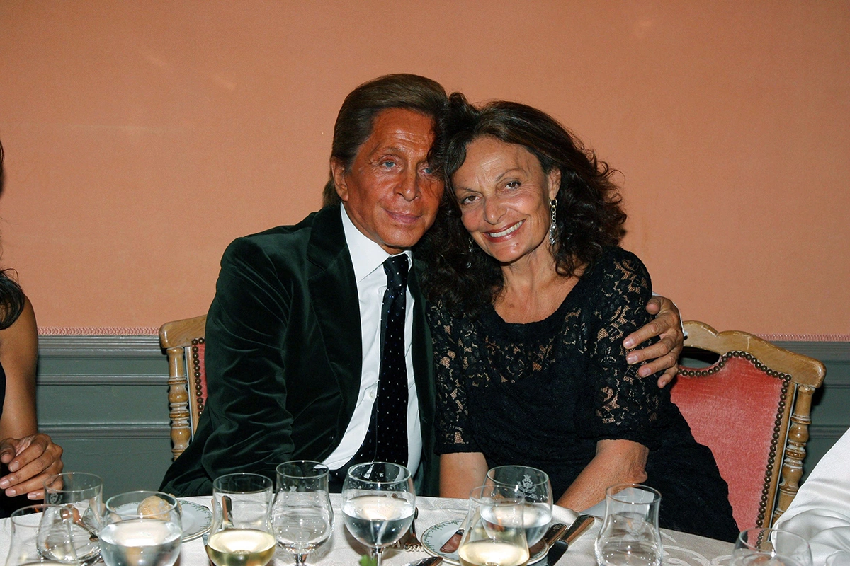 Валентино и Диана фон Фюрстенберг на вечеринке Valentino в клубе Ritz в рамках Парижской недели моды 4 октября 2006 года