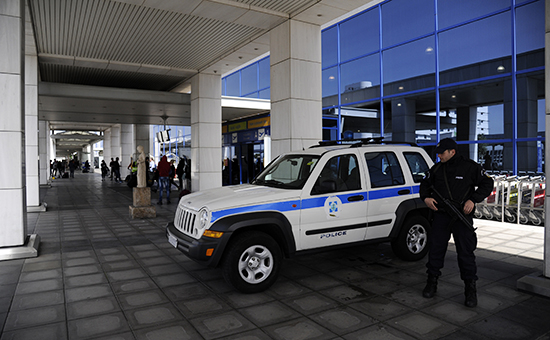 Полиция в международном аэропорту Афин


