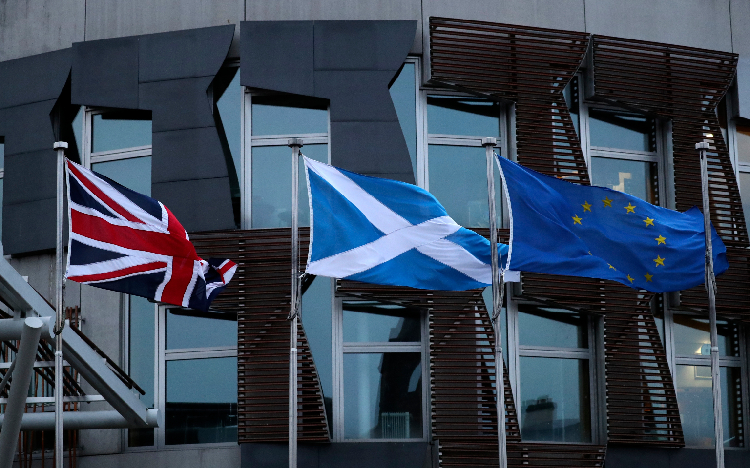 Лондон заподозрил Москву в попытках повлиять на референдум по Шотландии