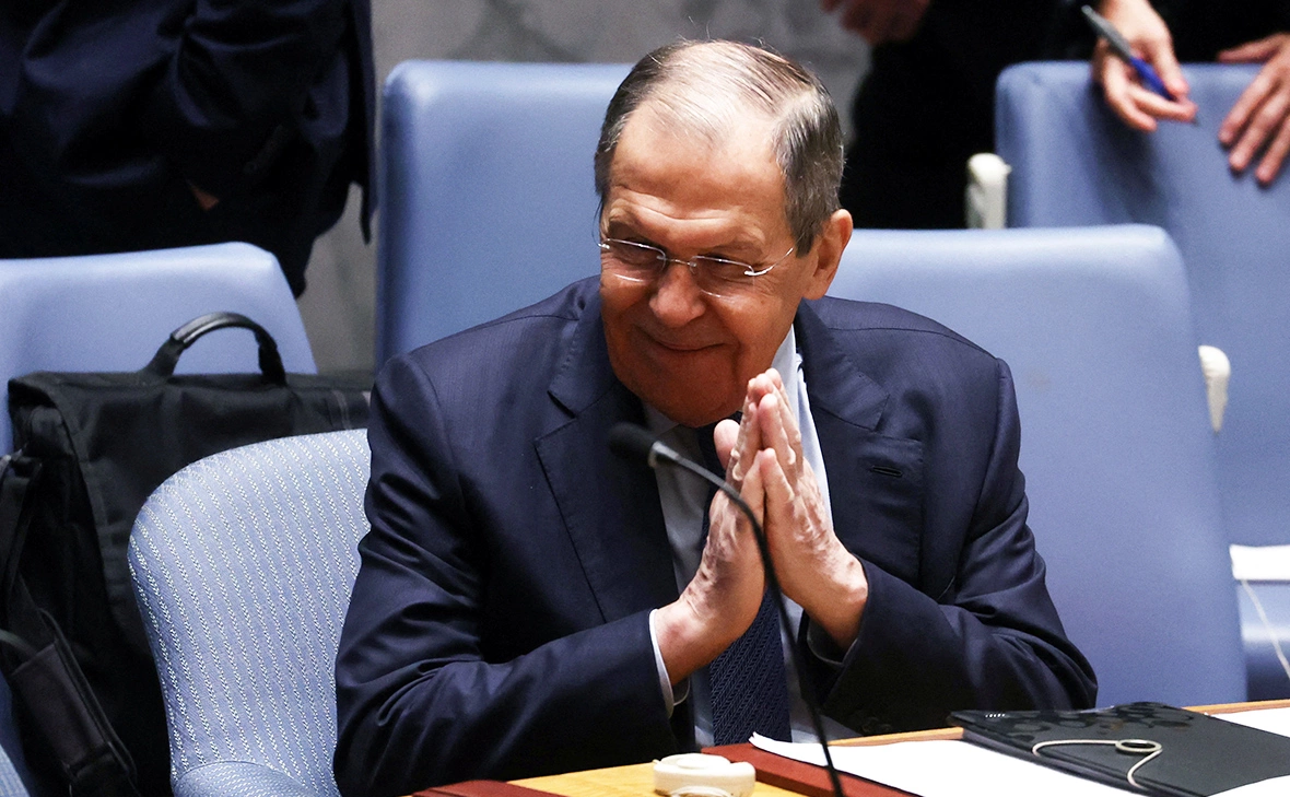 Mike Segar / Reuters