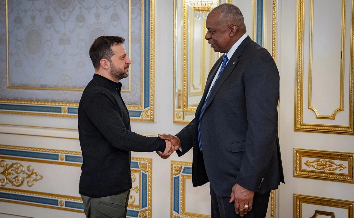 Ukrainian Presidential Press Service / Reuters