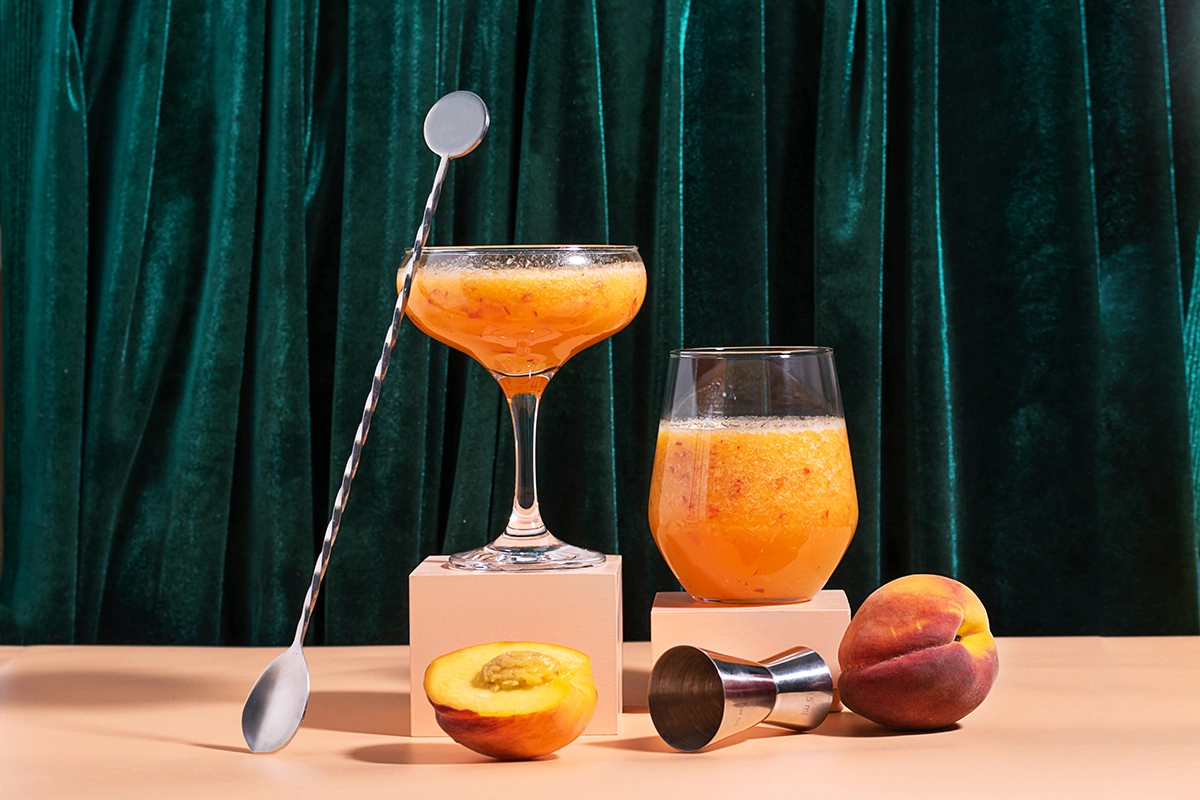 Алкогольный коктейль «Беллини» считается итальянской классикой в мире коктейлей и синонимом понятия «дольче вита»