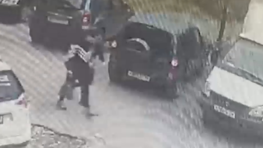 Появились новые кадры побега поджигателей военкомата из СИЗО