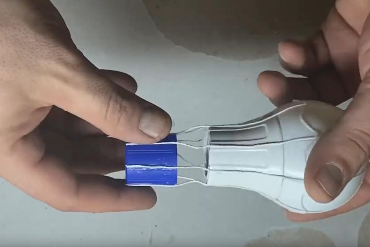 Как сделать новогодний воздушный шар из лампочки