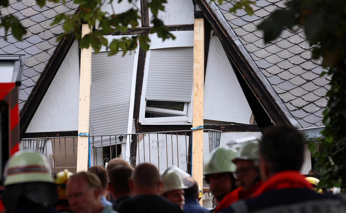 Alex Kraus / Reuters