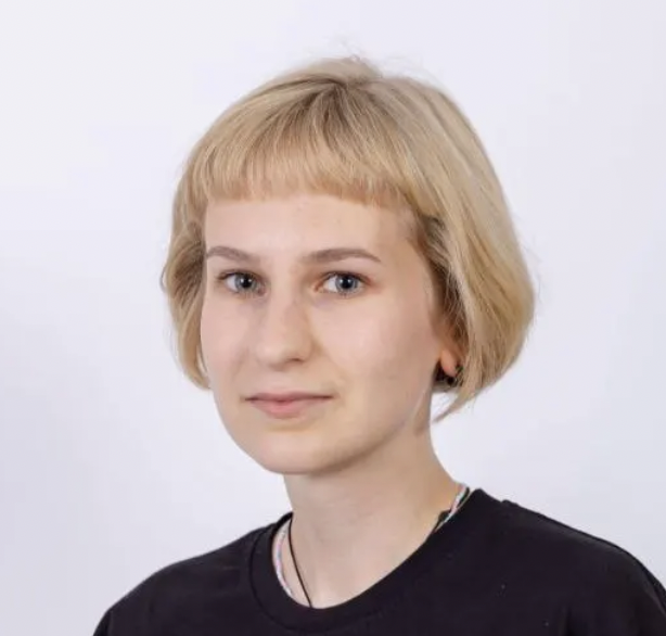 Олеся Мамоник