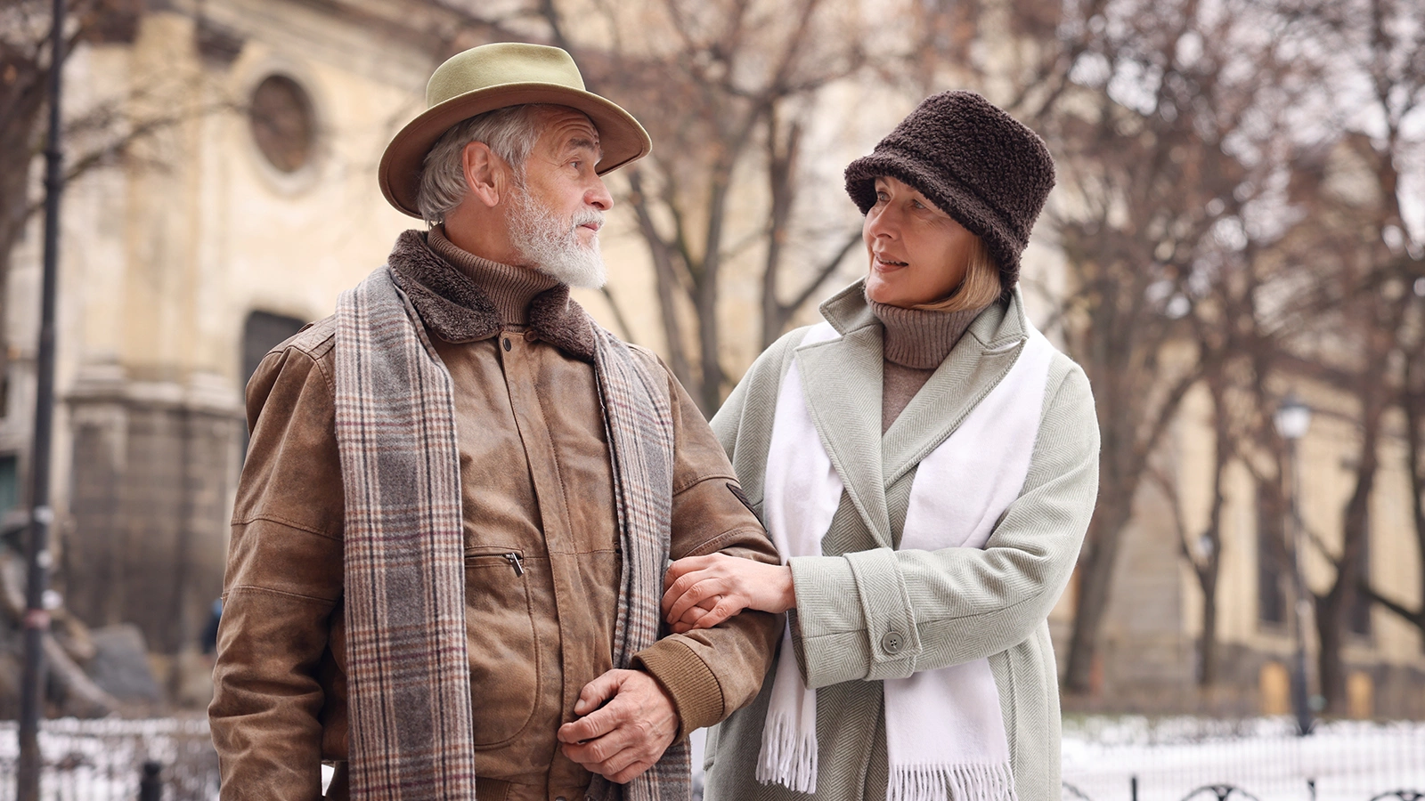Россияне старшего возраста назвали главные критерии при поиске партнера
