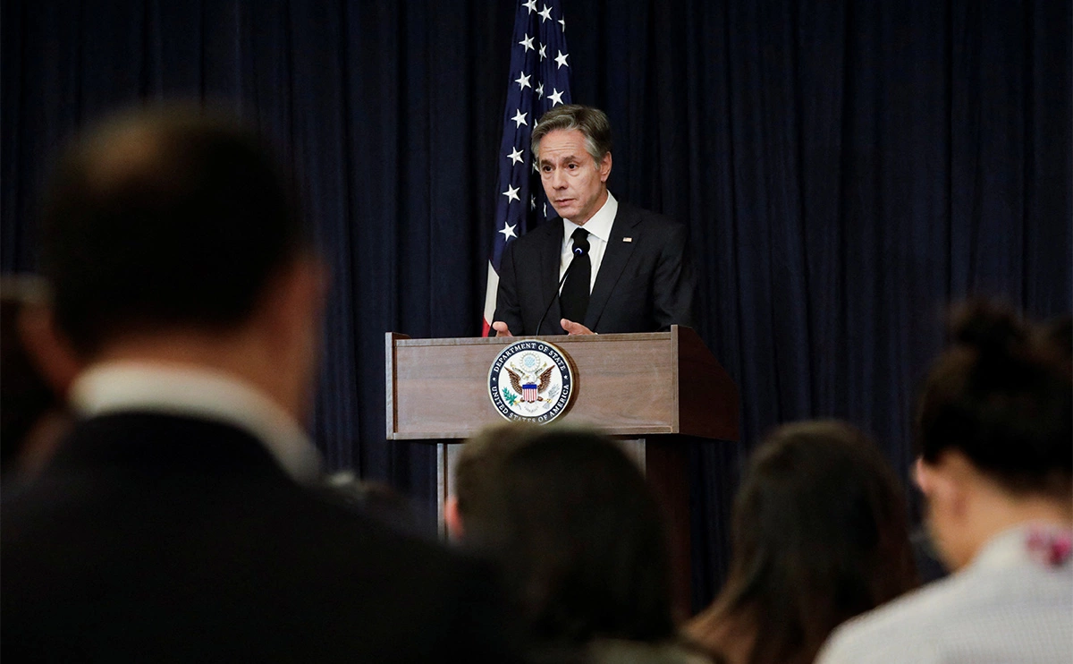 Ajeng Dinar Ulfiana / Reuters