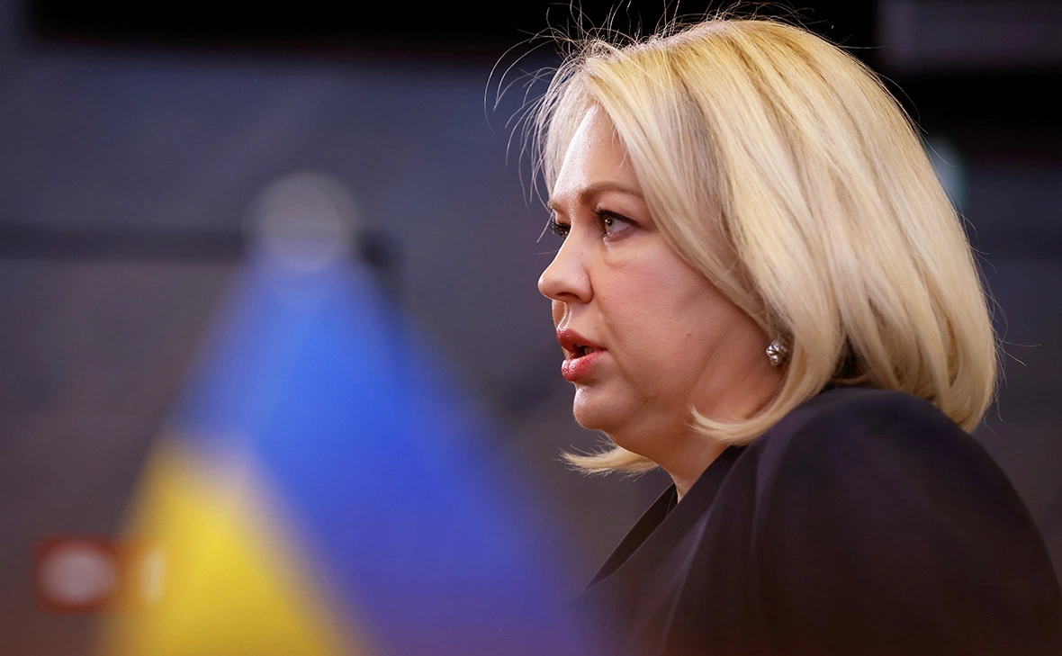 Johanna Geron / Reuters