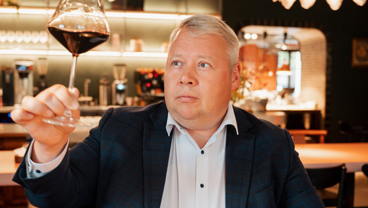 «Употребление вина в России — это архетип»: Александр Ставцев — РБК Вино