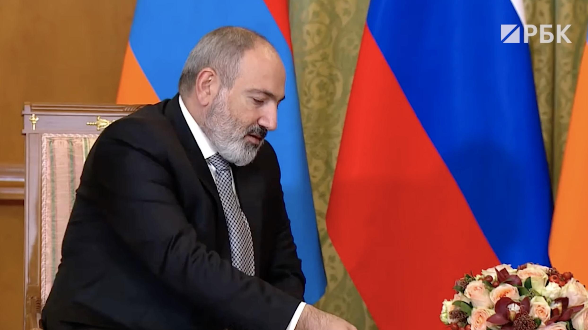 Пашинян перед встречей с Алиевым заявил о согласии с предложениями России