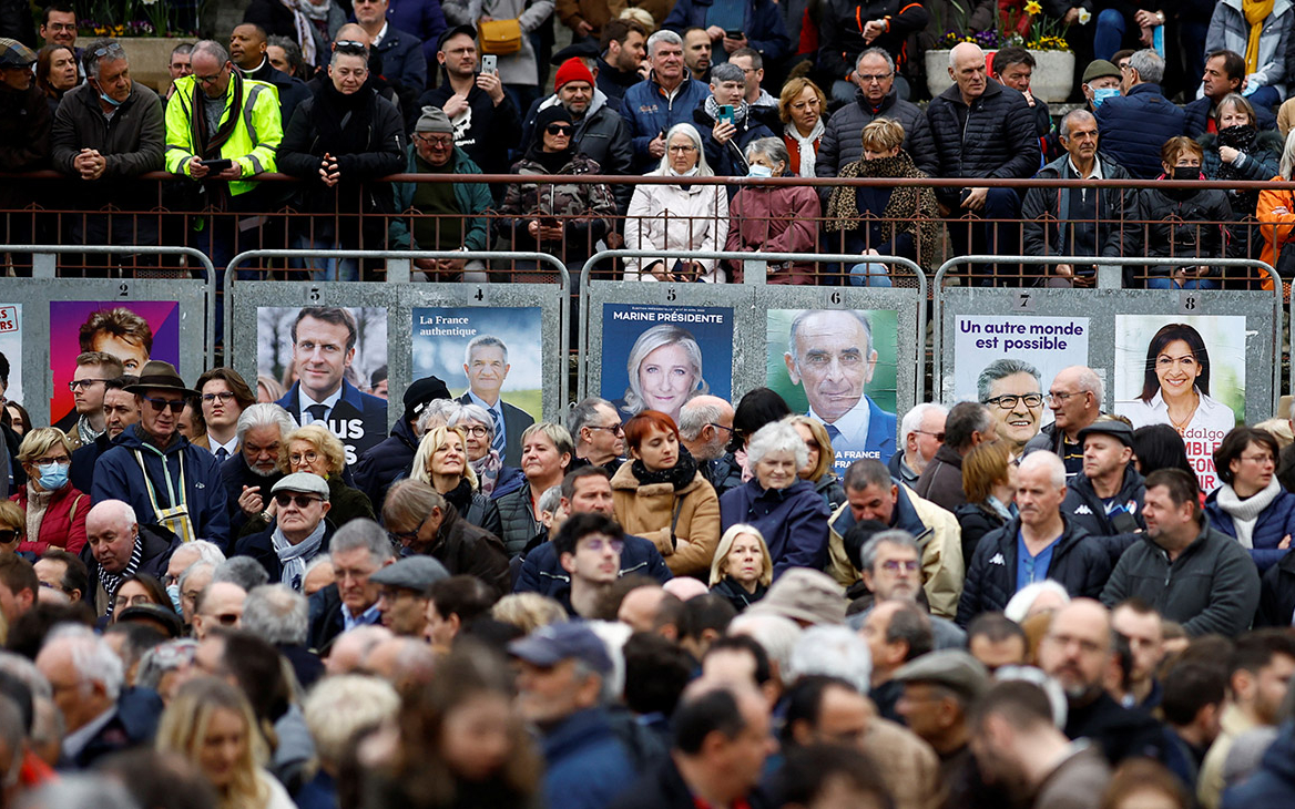 Пенсии, армия и паранджа: о чем спорят кандидаты в президенты Франции