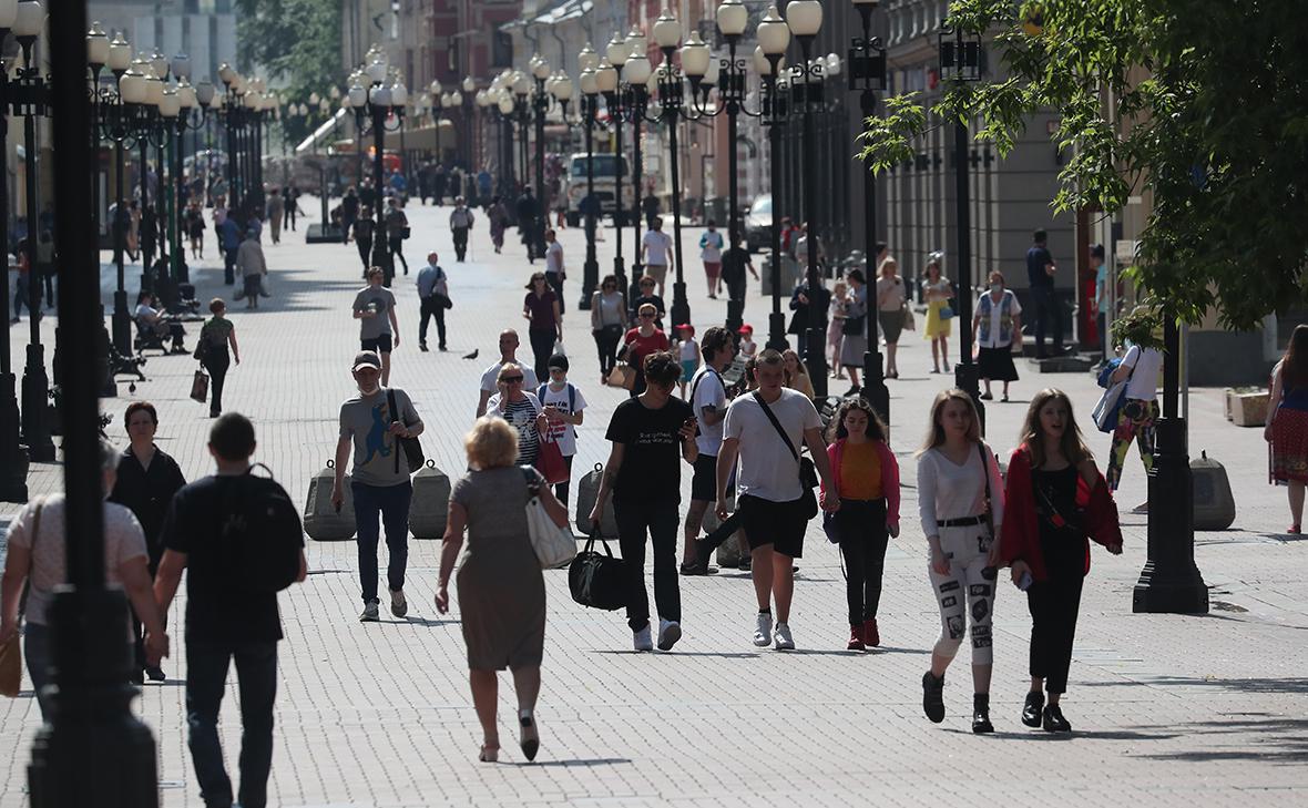 Число иностранных туристов в Россию за январь-май выросло на 14%