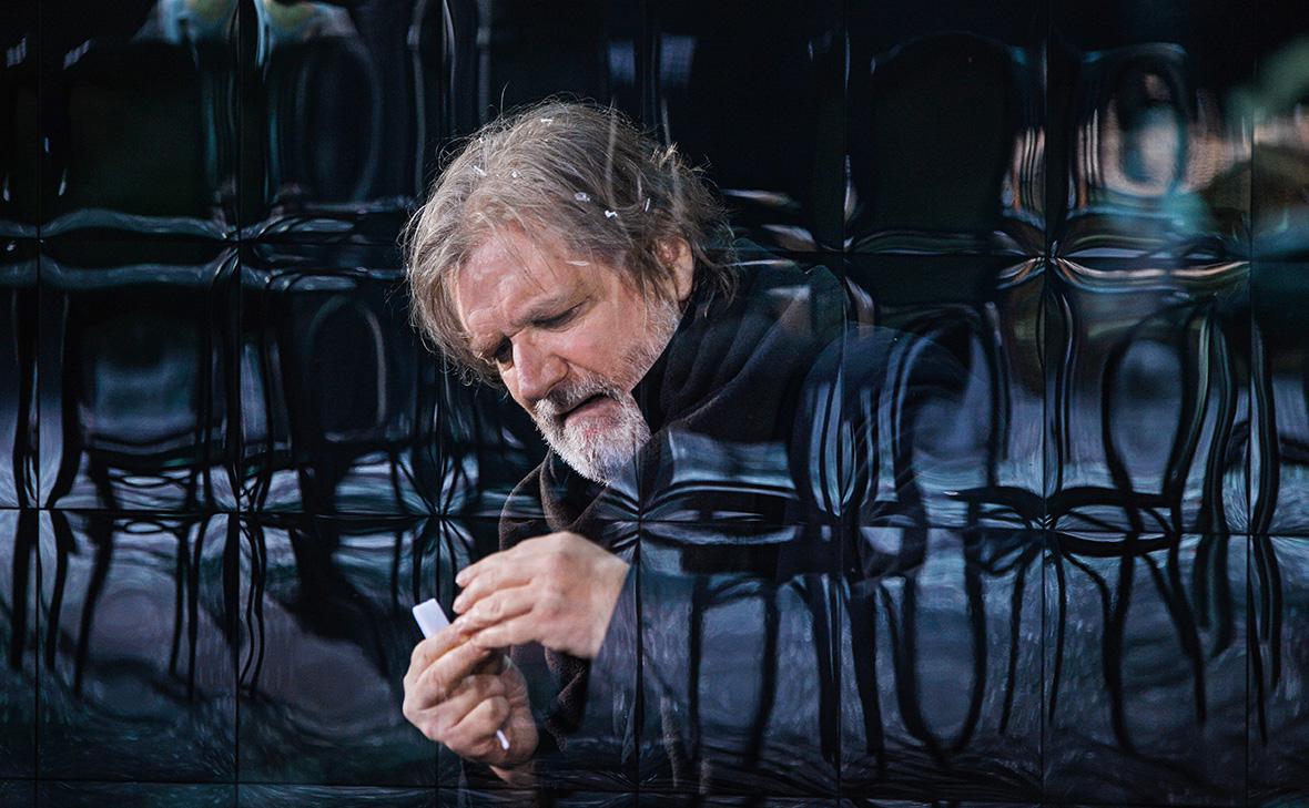 Фильмы и постановки актера Владимира Симонова. Фотогалерея