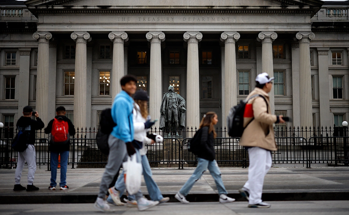 Chip Somodevilla / Getty Images