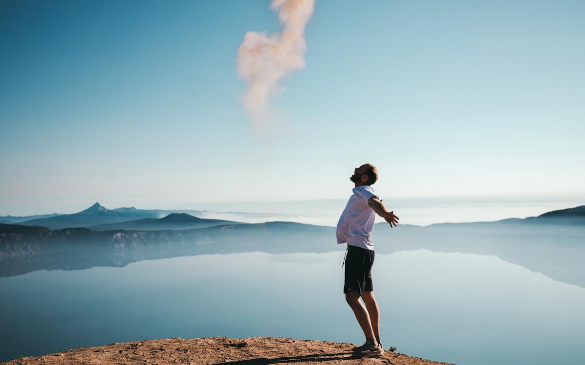 Синдром разбитого сердца: можно ли умереть от грусти или от счастья