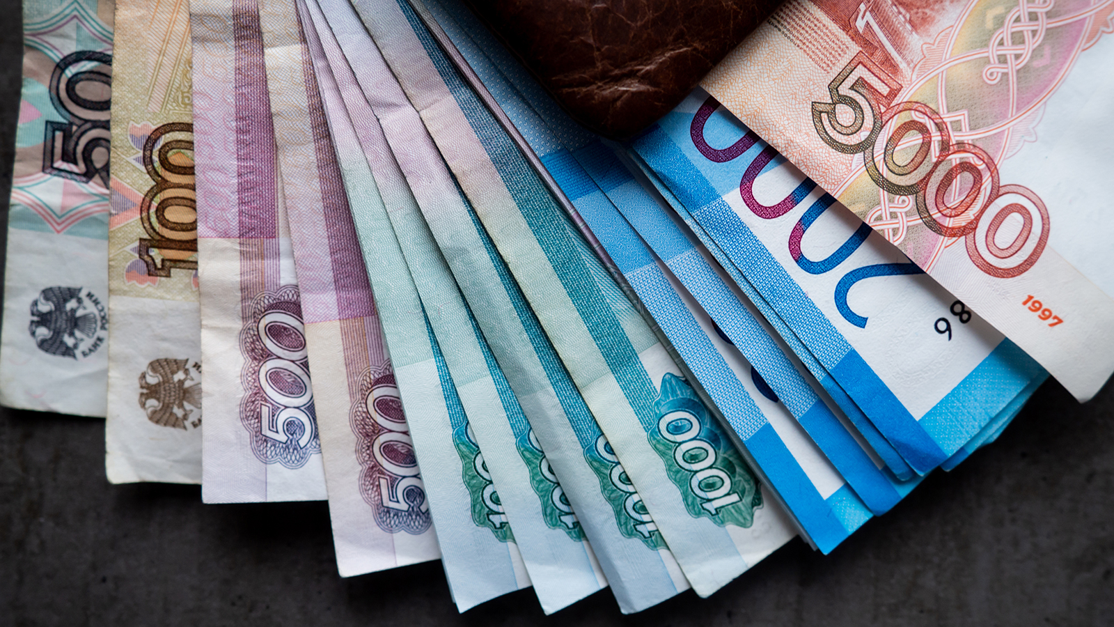 Когда придут пособия в январе 2026 года: график выплат