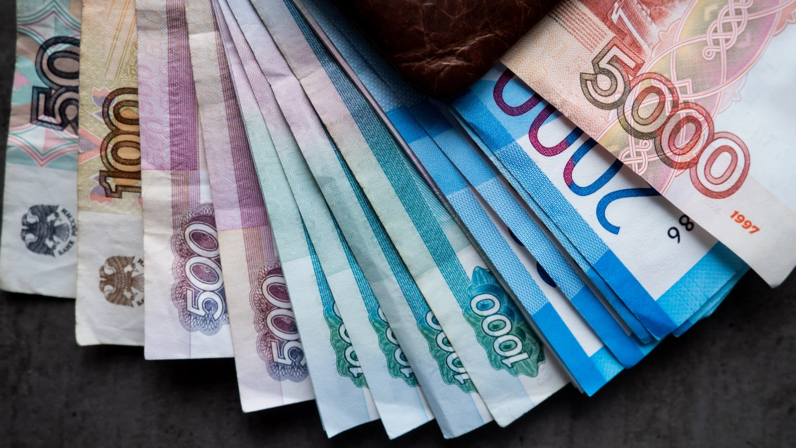 Когда придут пособия в январе 2026 года: график выплат