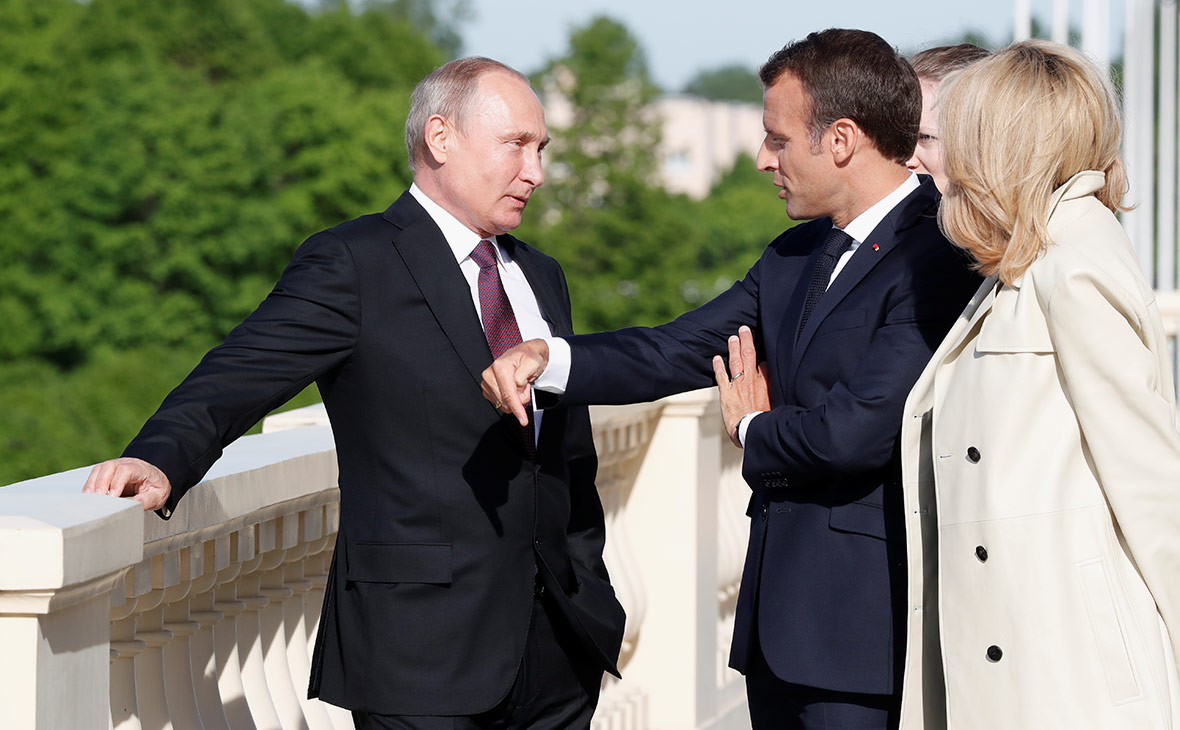 Владимир Путин и Эмманюэль Макрон